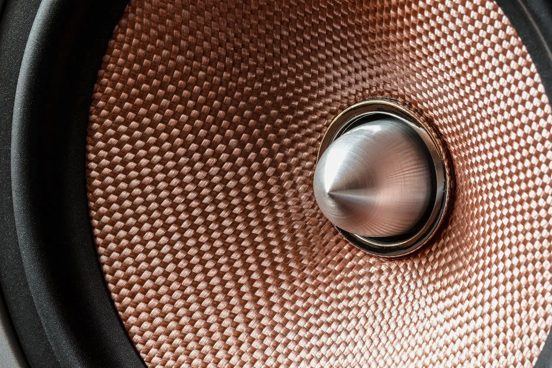 aluminum audio close up design